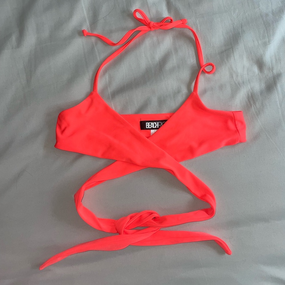Beach riot neon bikini top